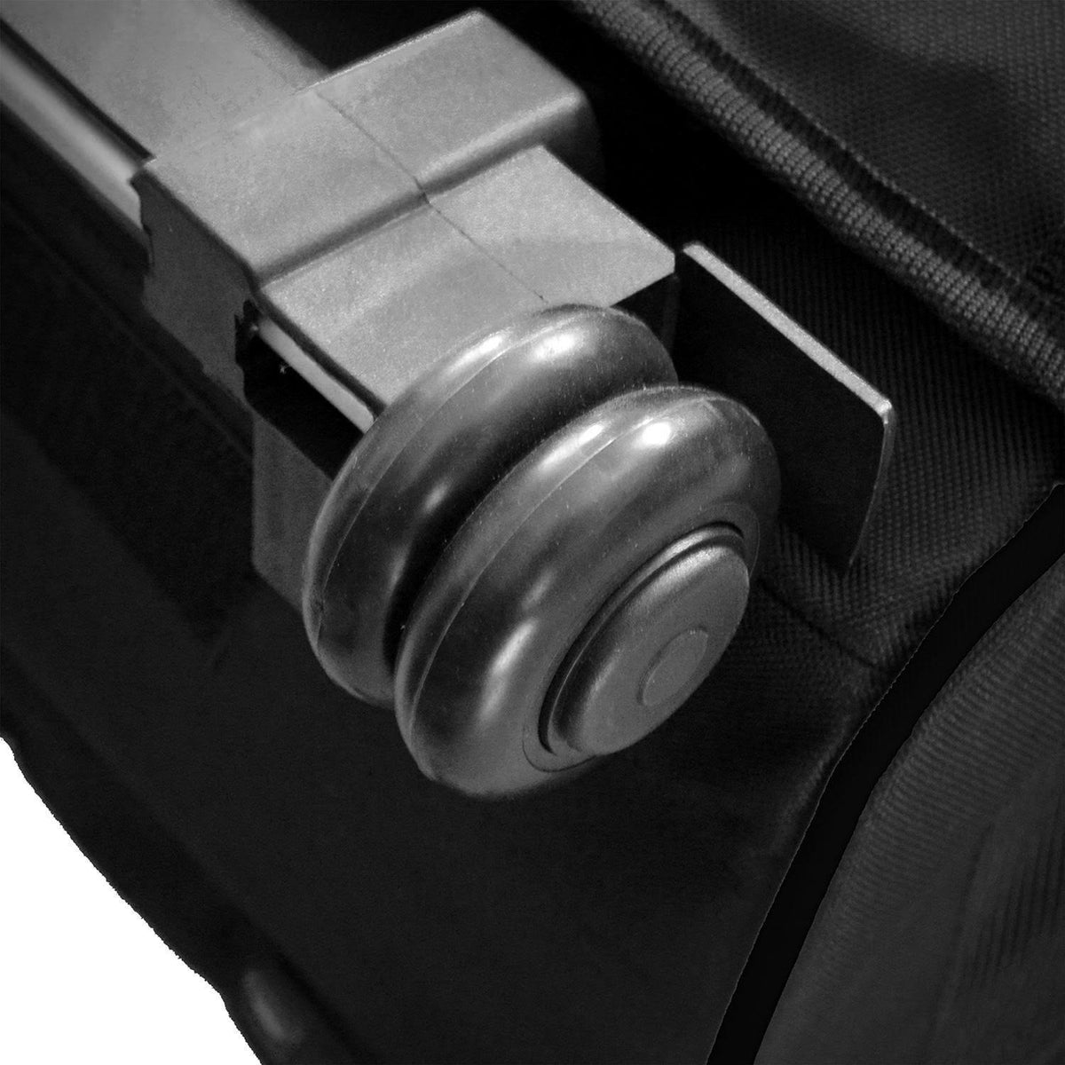 Premium Pet Carrier with Wheels O6888