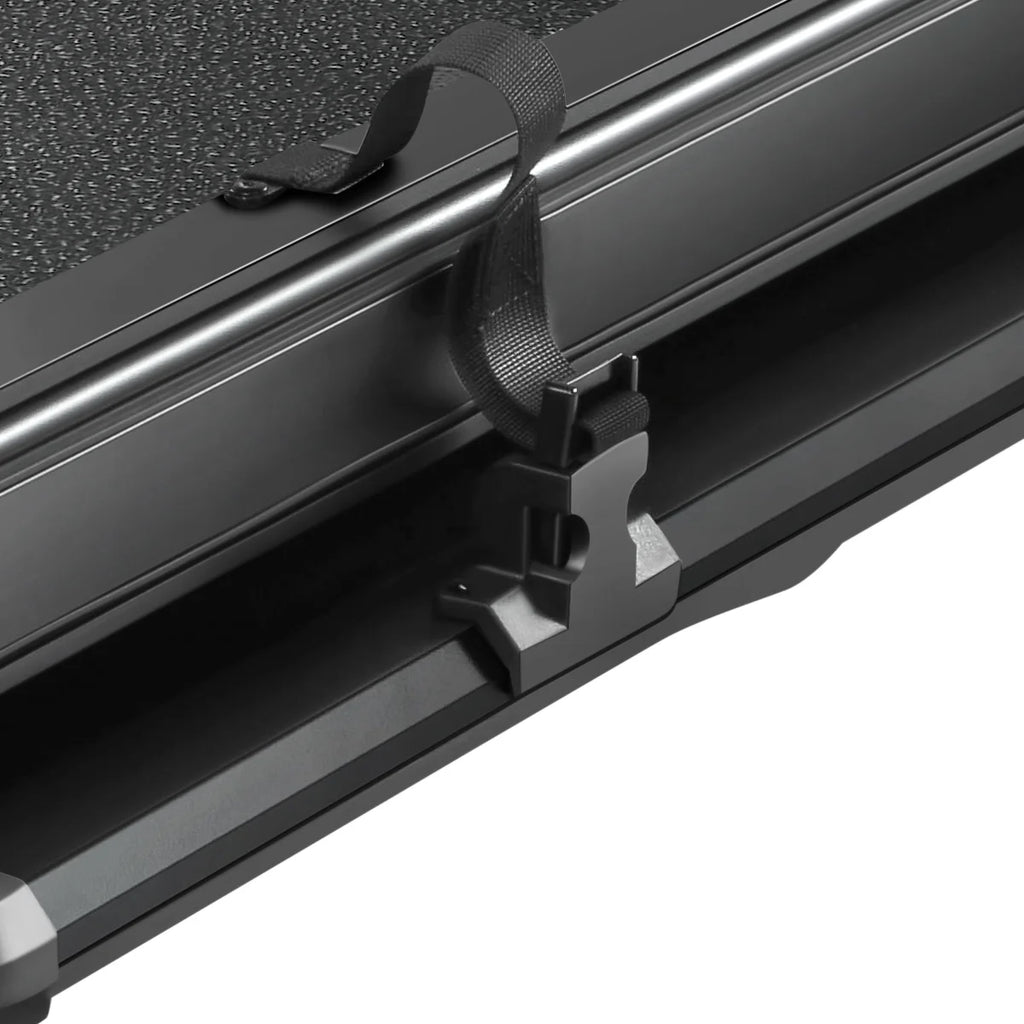 Hard Tri Fold Truck Bed Tonneau Cover U768938