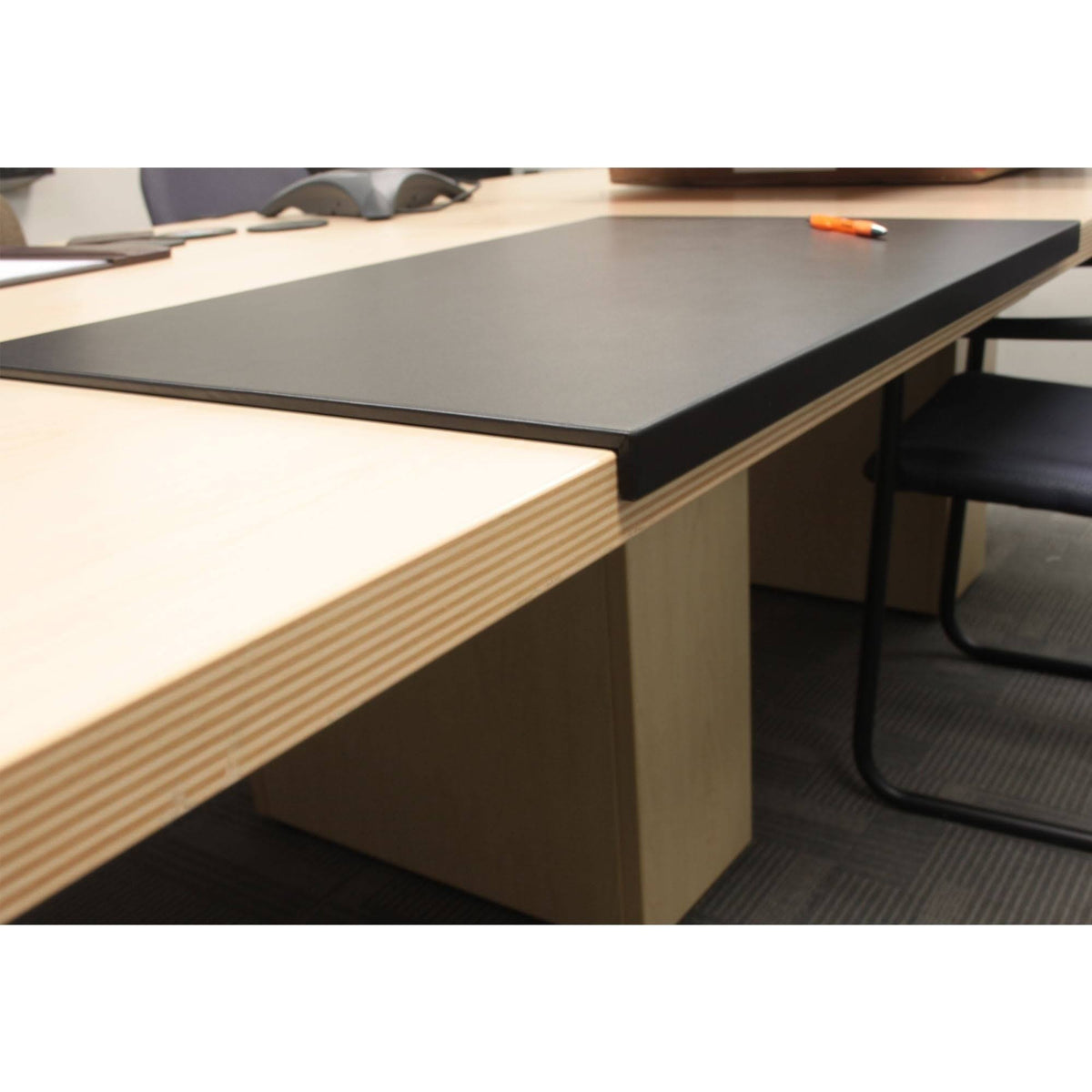 Black Leather Desk Mat with Fixation Lip W977903