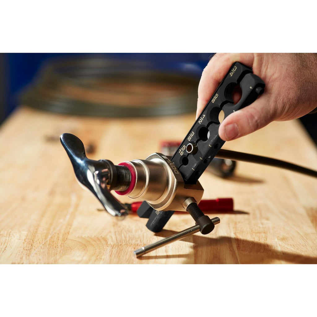 3/16 in. to 3/4 in. Flaring Tool Kit W608