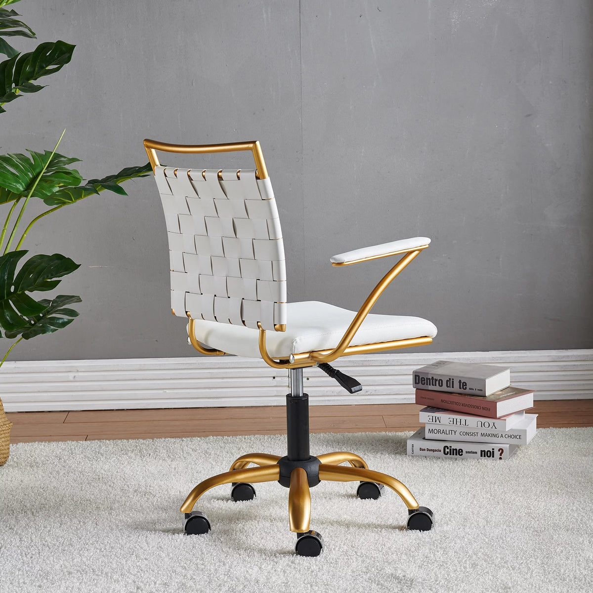 Vegan Leather Ergonomic Swivel Desk Chair I9733