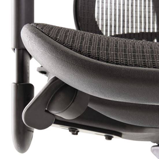 Black Mid-Back Suspension Mesh Chair P912