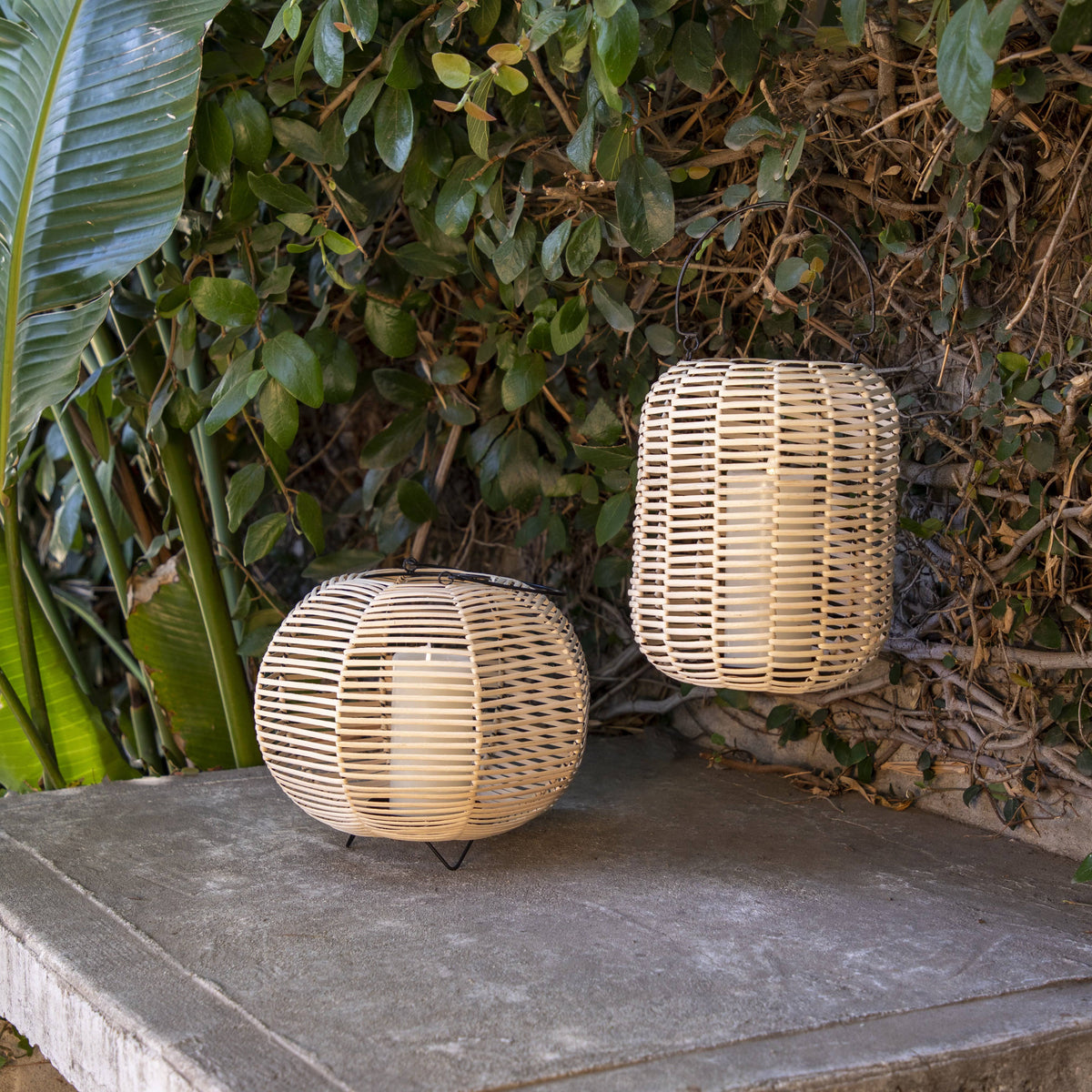 Round Wicker/Iron Lantern A9992