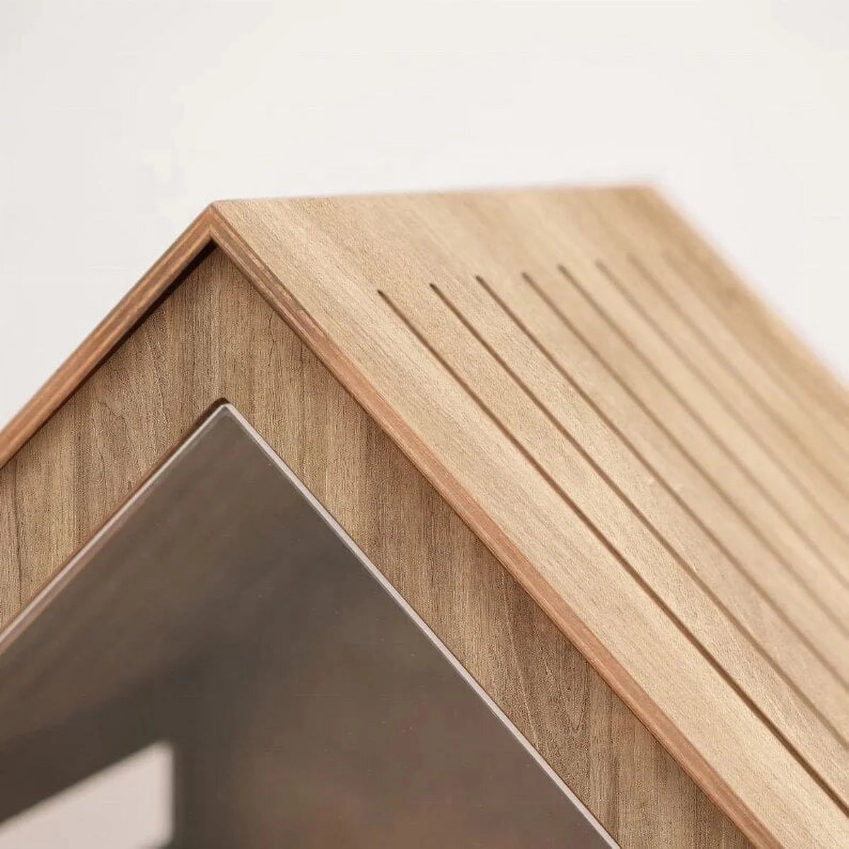 Solid Wood Dog House O793721