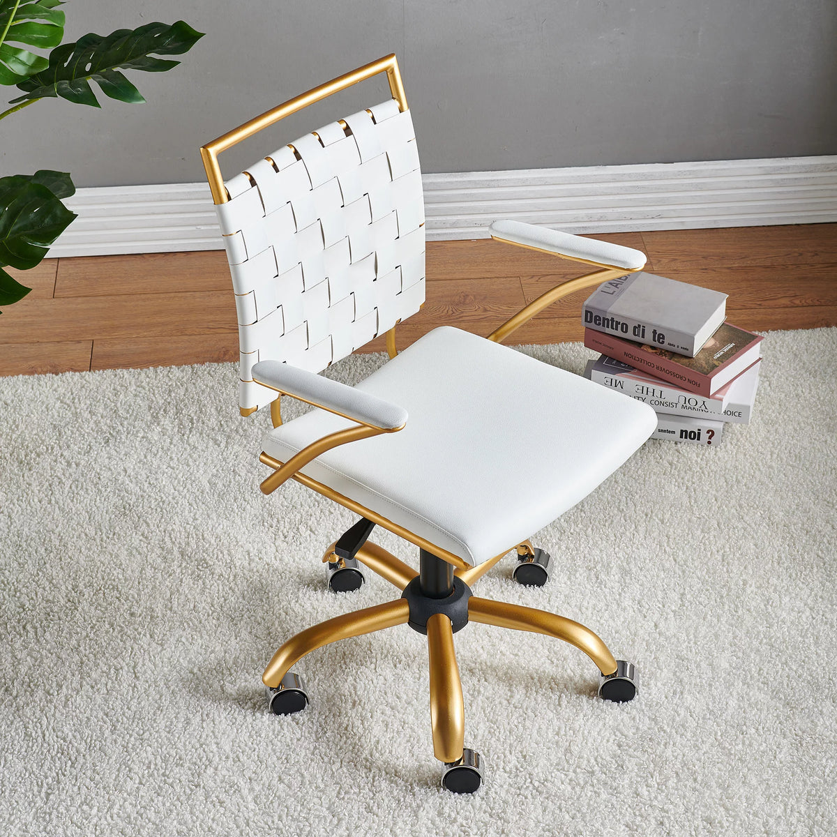 Vegan Leather Ergonomic Swivel Desk Chair I9733