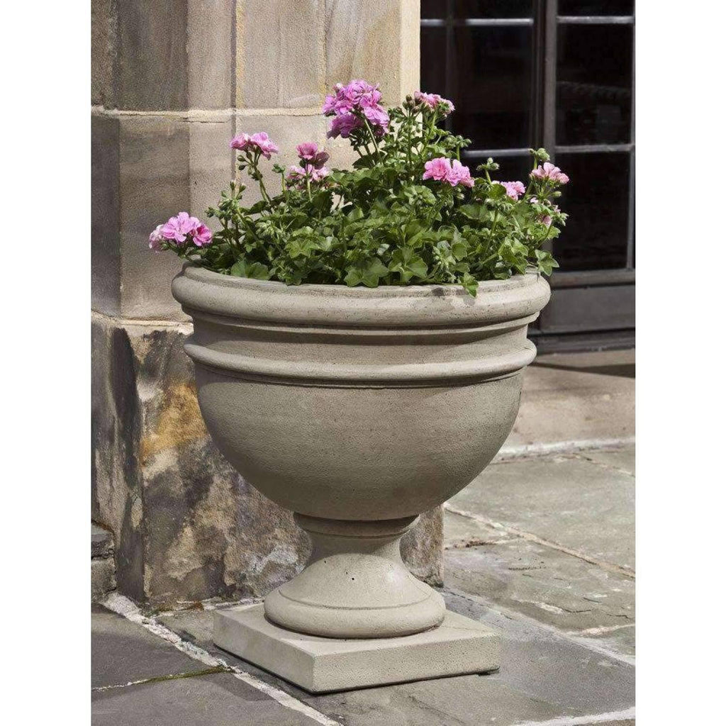 English Moss Urn Y3207