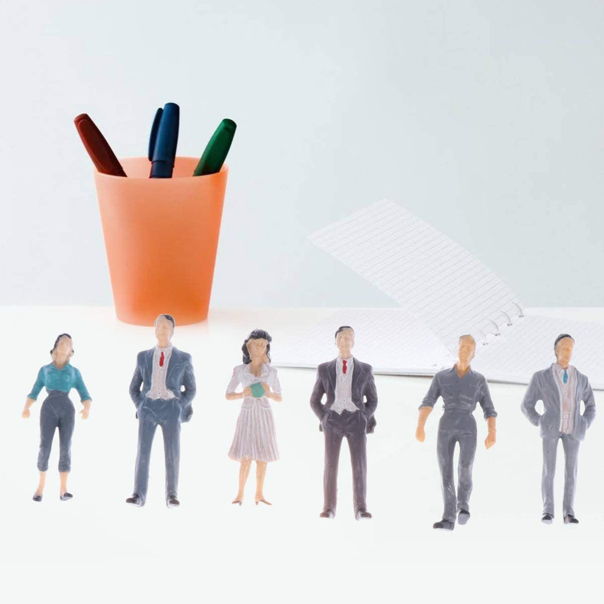 20PCS Colorful Miniature Figurines B289143