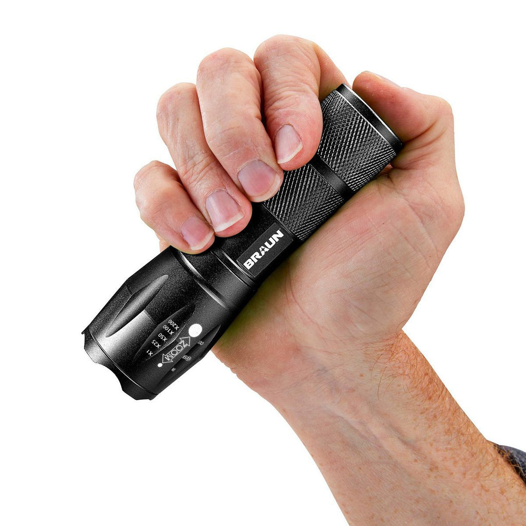 800 Lumen Tactical LED Flashlight W669