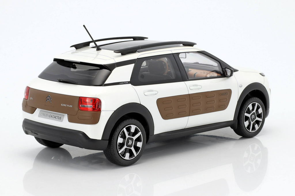 1:18 2014 Citroen C4 Cactus Diecast Model Car Pearl White F4767