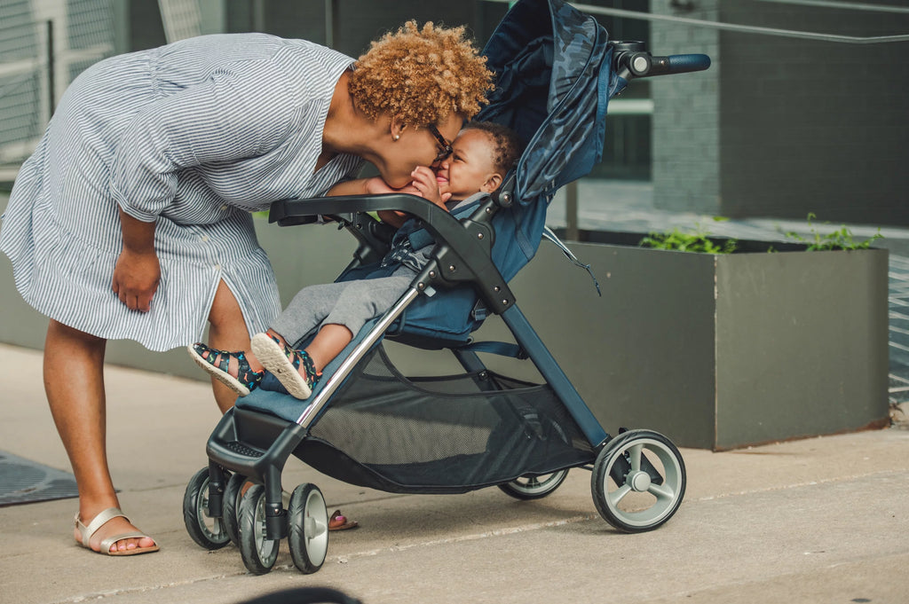 Navy Camo Travel System Stroller and Infant Car Seat Q3623