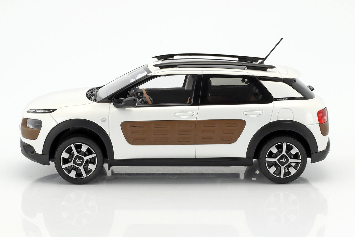 1:18 2014 Citroen C4 Cactus Diecast Model Car Pearl White F4767