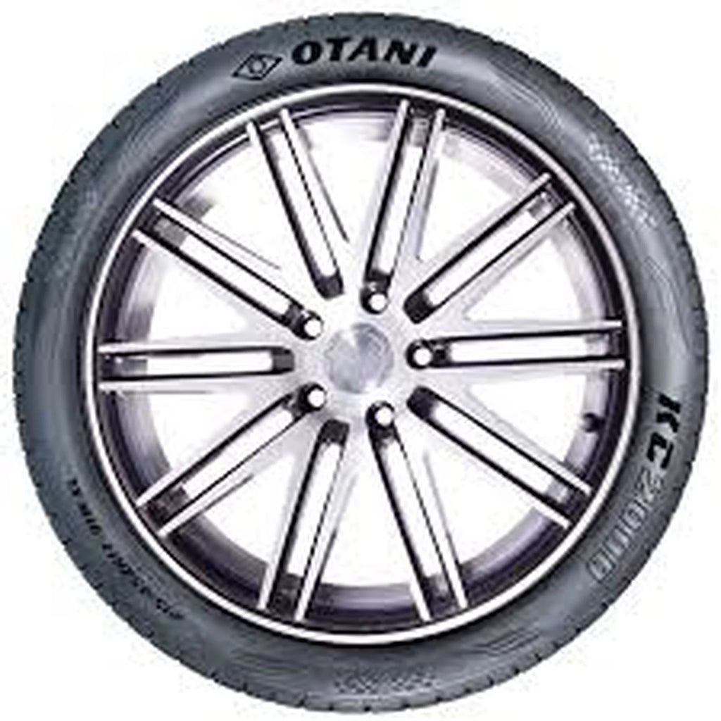 235/45ZR19 99W XL Passenger Tire Q963