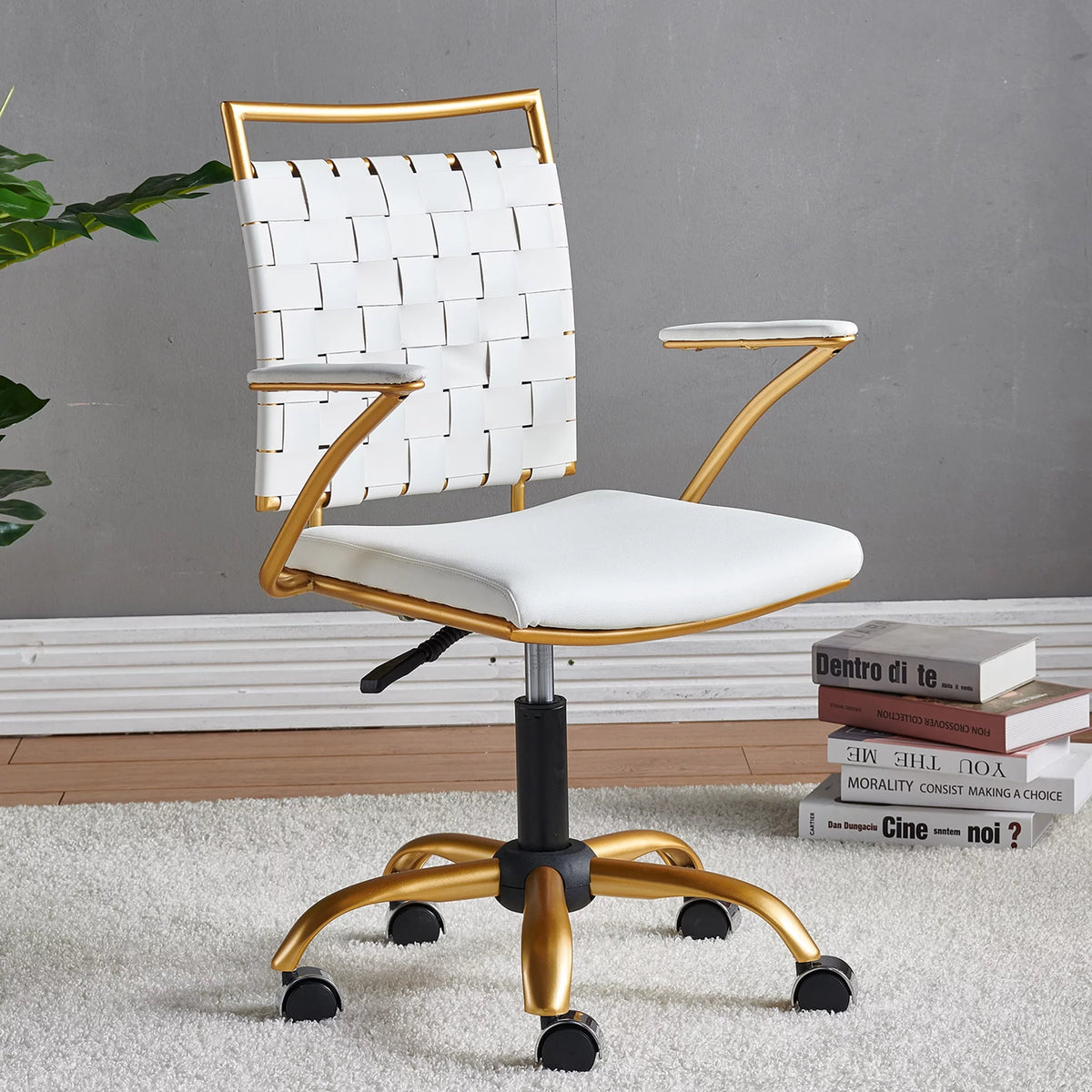 Vegan Leather Ergonomic Swivel Desk Chair I9733